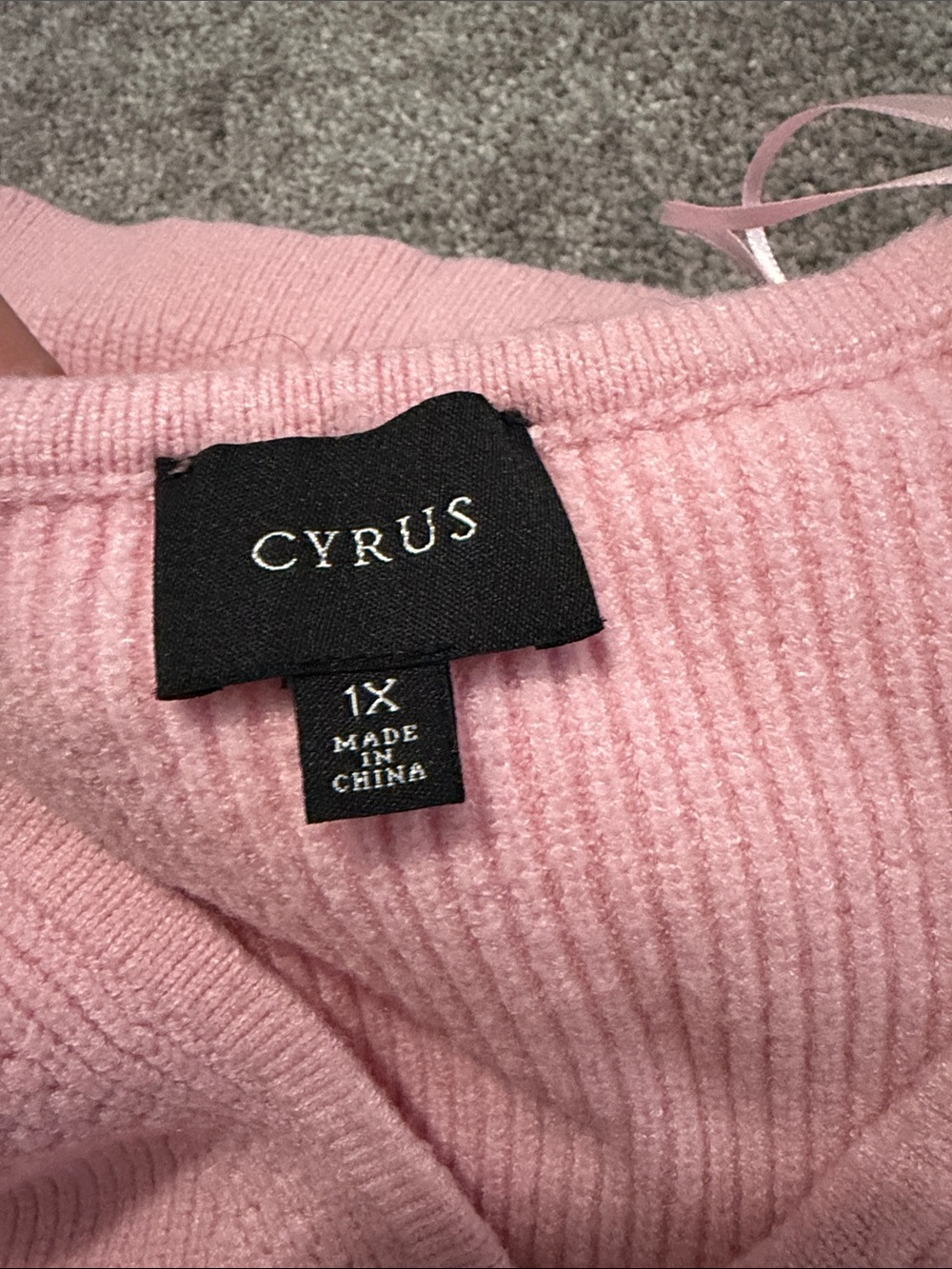 Cyrus Pink Ribbed Button-Front Cardigan - Picture 3 of 3